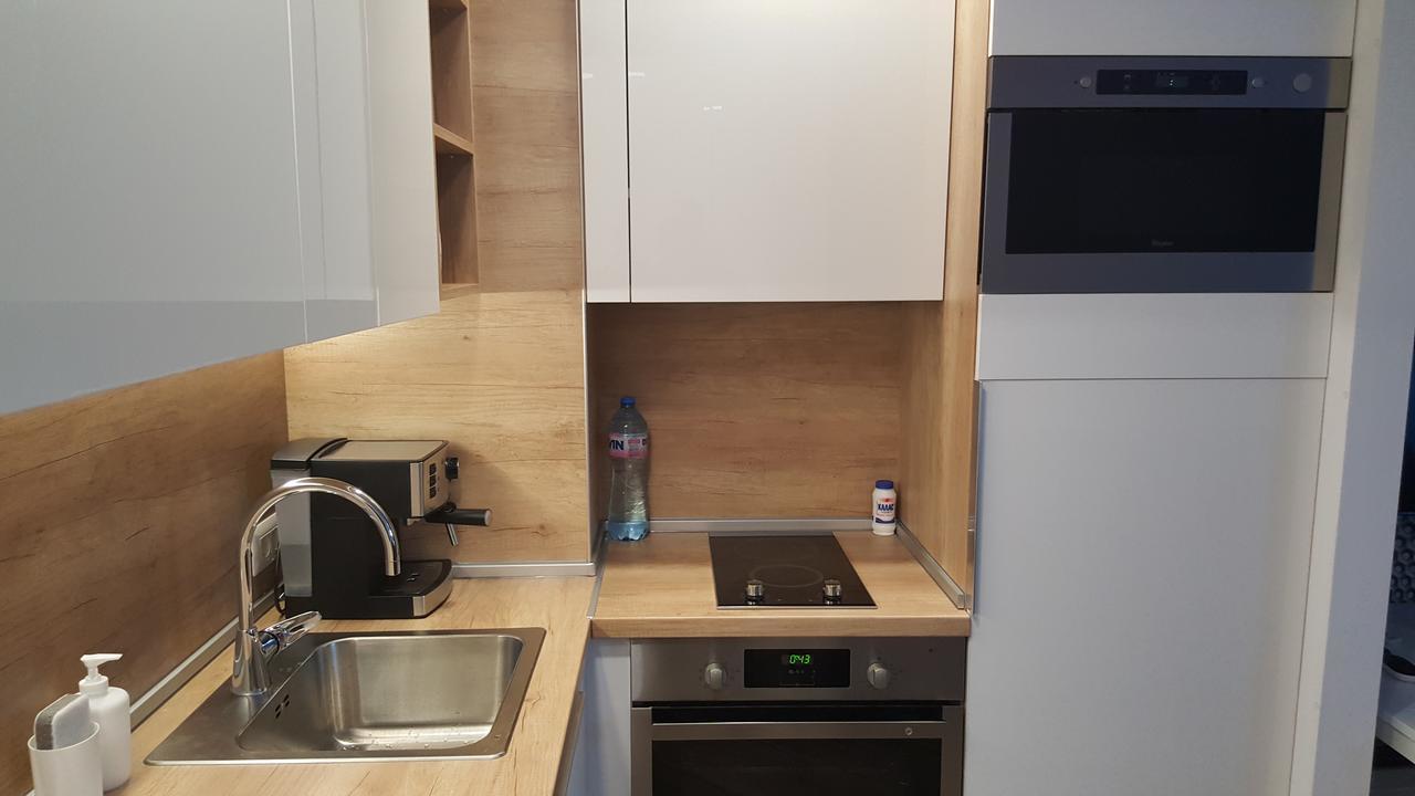 Select Apartment